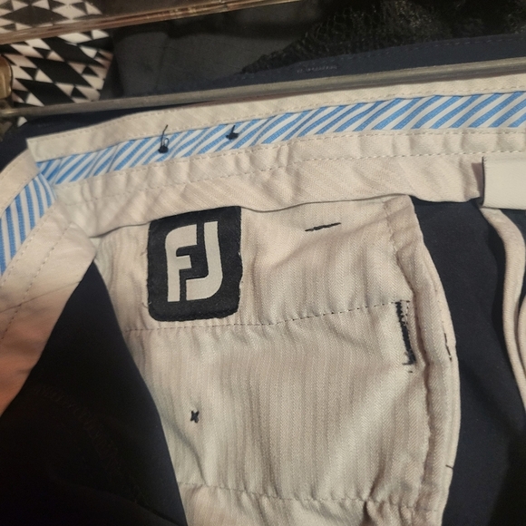 Men's Footjoy Navy Golf/Casual Shorts Size 30 Waist 10" Inseam - Picture 4 of 6